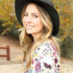 Meet your Posher, Jen